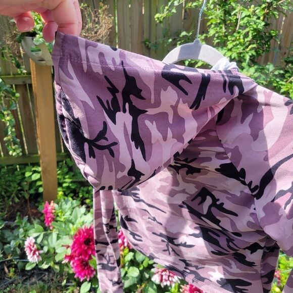 Womens Camouflage Top  - Picture 8 of 9